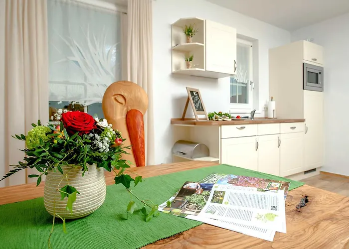 Storchennest * Neuendorf (Dahme-Spreewald)